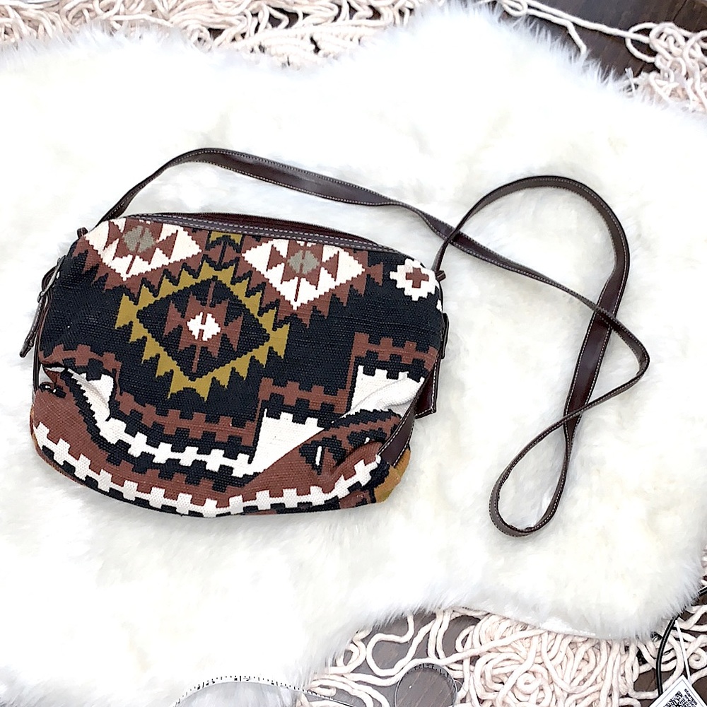 🎉HP🎉Bohemian Style Aztec Design Printed Woven Vintage Crossover Shoulder Purse